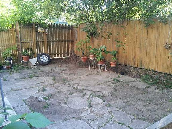3rd image of 120 Greenwood Pl