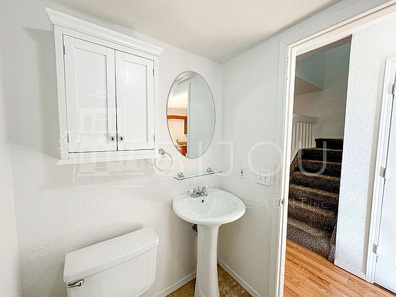 5th image of 2142 Baltimore Cir