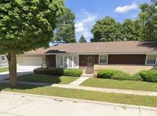 3631 S 16th St, Sheboygan, WI 53081
