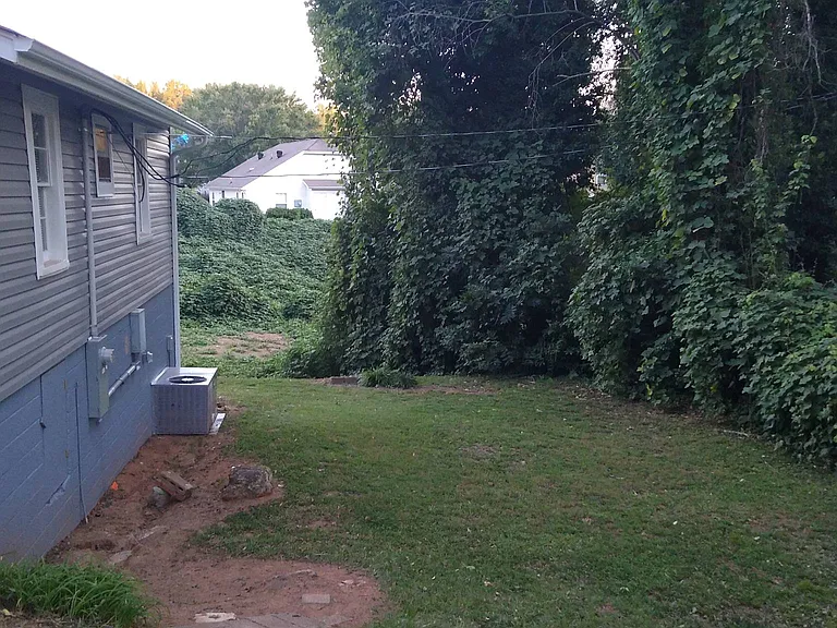 129 Nevada St — Photo 3