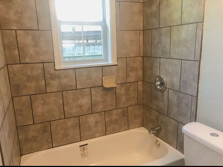 620 Riverside Dr — Photo 17
