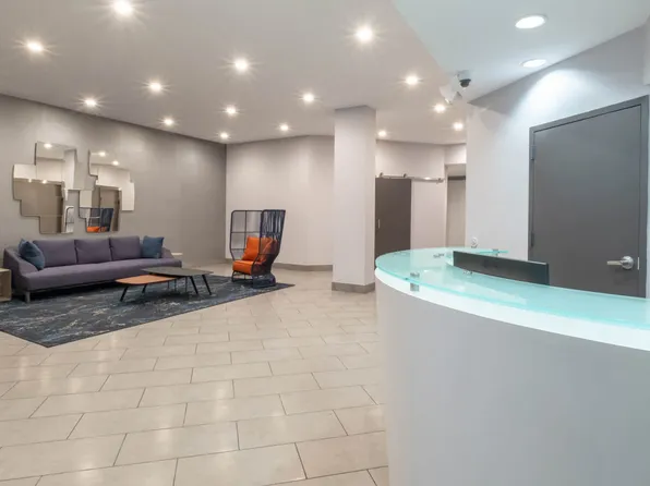 228 West 71st Street image 5 of 40