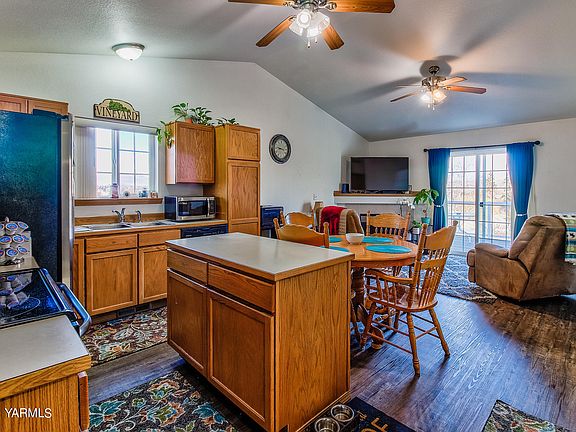 2nd image of 303 Lacey Ave
