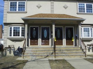 21917 137th Rd, Springfield Gardens, NY 11413