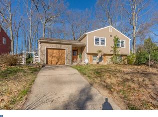 332 Hilbert Dr, Turnersville, NJ 08012