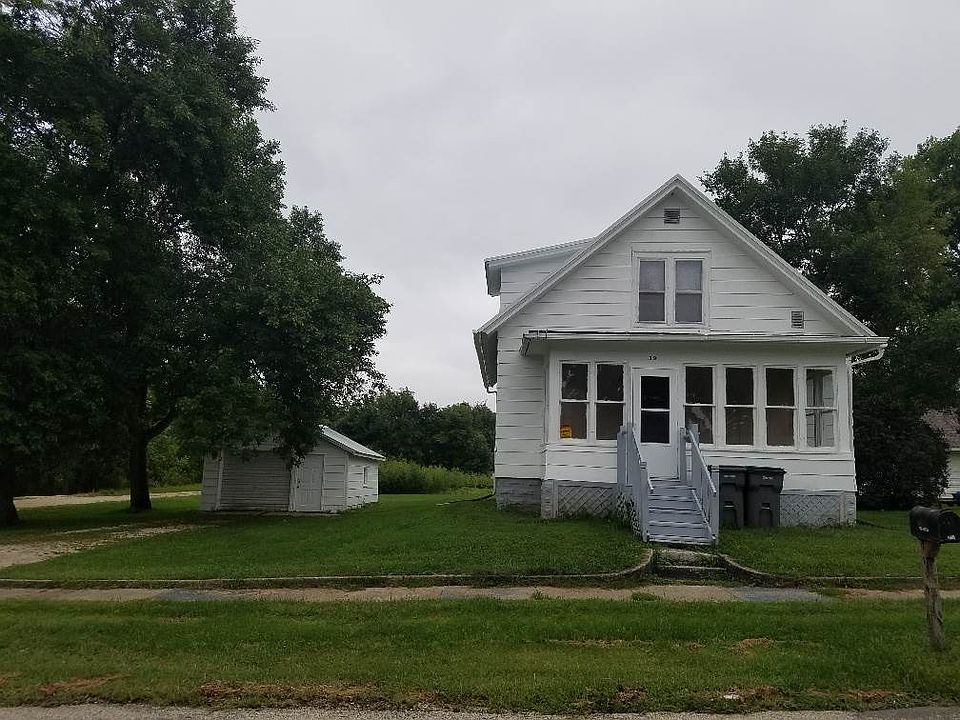 1st image of 319 4th St NW
