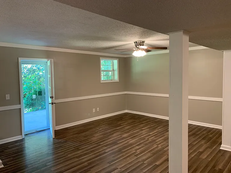 5923 Browntown Rd — Photo 32