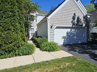 304 Hill St, Wauconda, IL 60084