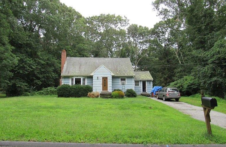 1st image of 23 Chadwick Dr