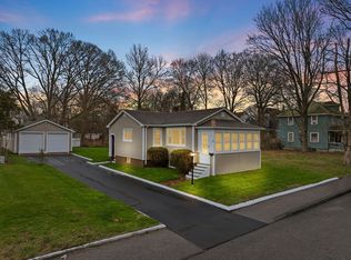 22 E Broadway, Taunton, MA 02780