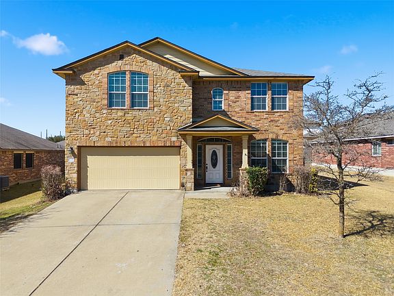 2nd image of 6717 Mundo Dr