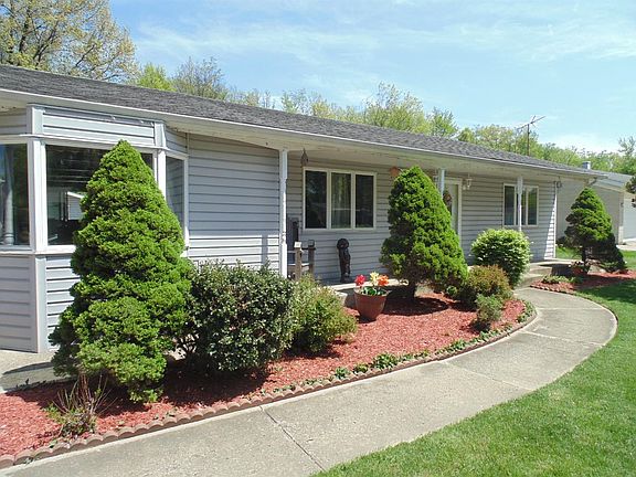 4th image of 2917 Elmwood St