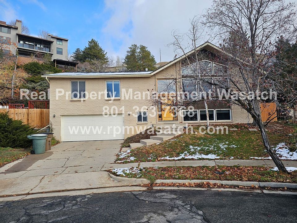 1st image of 985 E Northcliffe Dr