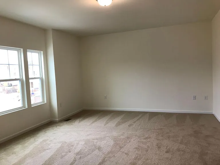 1103 Epiphany Rd — Photo 8