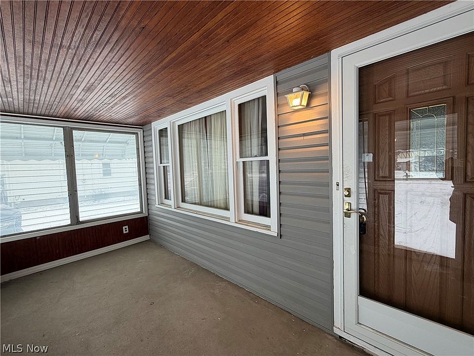 2715 Meister Rd, Lorain, OH 44053 | Zillow