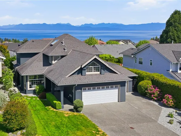 6258 McRobb Ave, Nanaimo, BC V9V 1M4