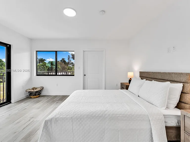 155 NW 160th St #Townhouse 2 — Photo 23