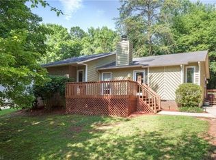 204 Brambleton Ct, Winston Salem, NC 27106