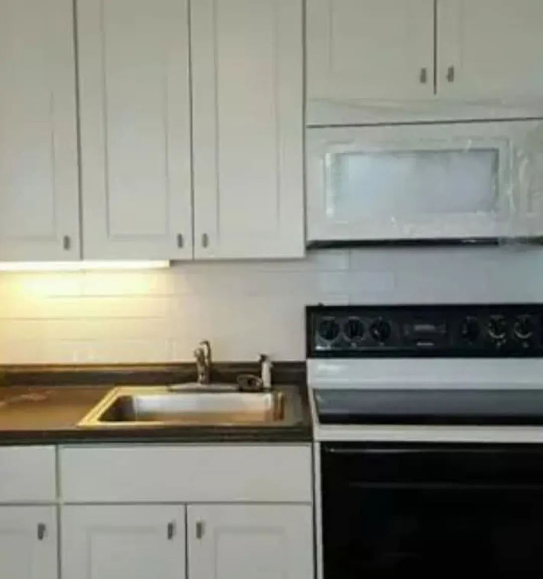 Studio, 575 sqft, $1,750 — Photo 3