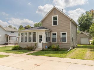 418 Main St E, Wabasha, MN 55981