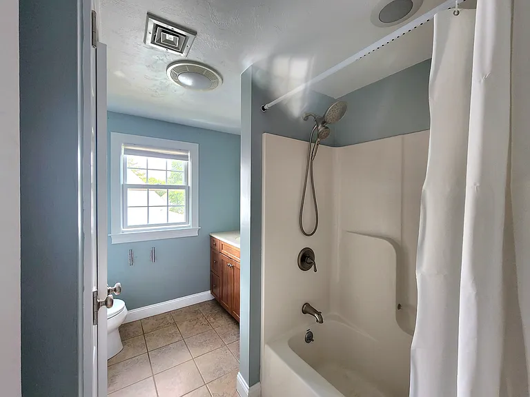 140 Malden St #2 — Photo 9