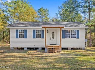 154 Forest Lake Rd, Beaumont, MS 39423