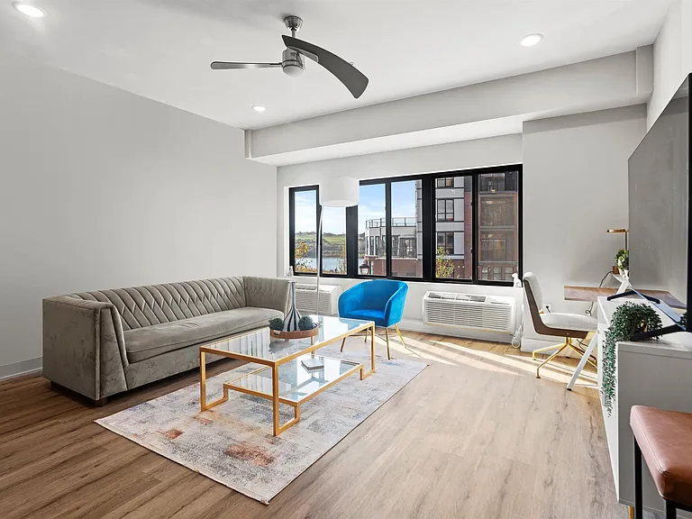 1 Flagship St #416 — Photo 7