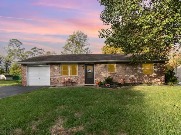 3903 Witham Woods Dr, Cincinnati, OH 45245