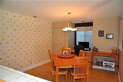 3rd image of 102 Ofria Dr