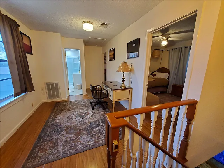 17018 Water Oak Dr — Photo 34