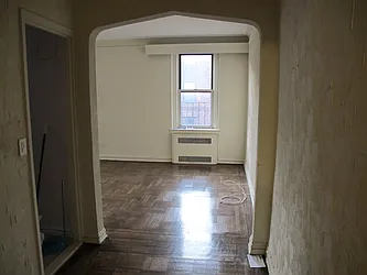 Rented by SUN WOOD REAL ESTATE