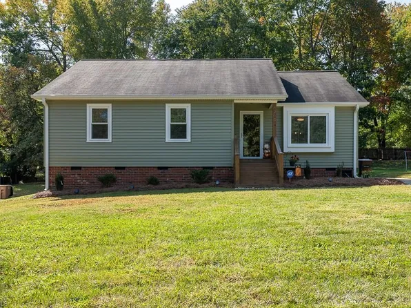 4219 Studio Ln, Greensboro, NC 27407