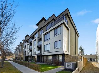 607 S 17th Ave NW #403, Calgary, AB T2M0N6