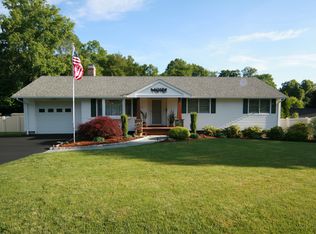 73 Woodland Rd, Rocky Hill, CT 06067