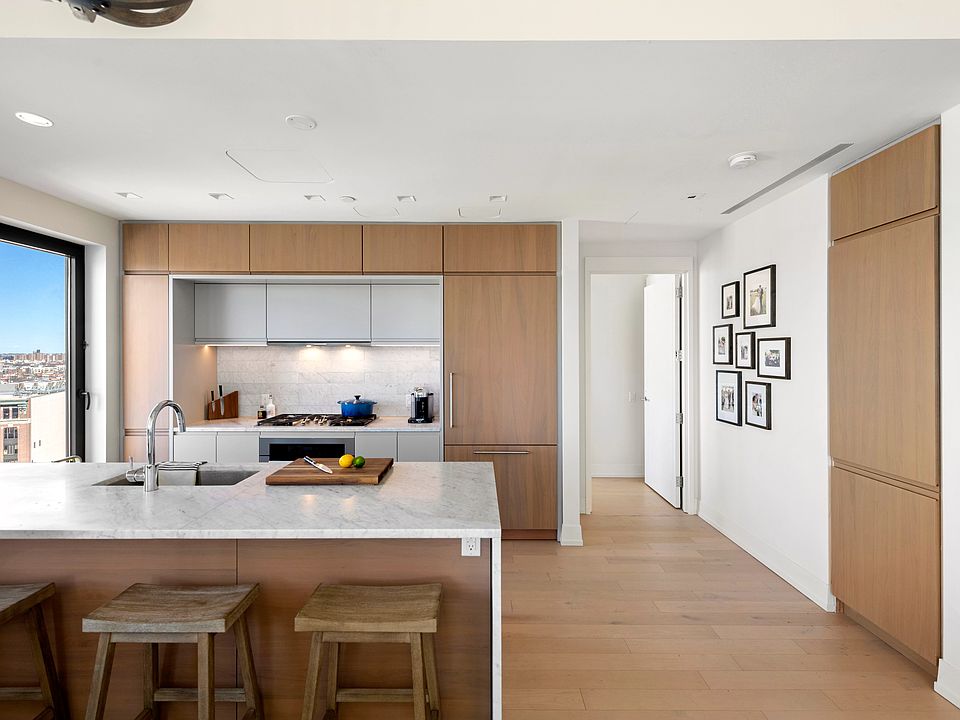 1st image of 550 Vanderbilt Ave APT 1208