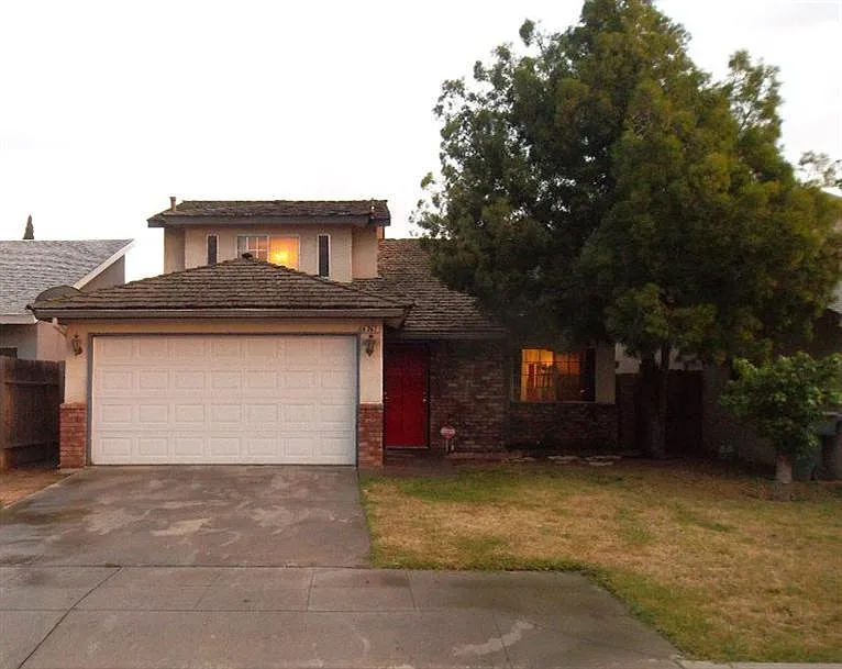 4267 W Brown Ave photo 1