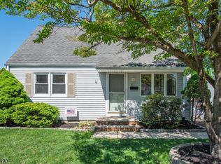 47 Burnside Pl, Haskell, NJ 07420