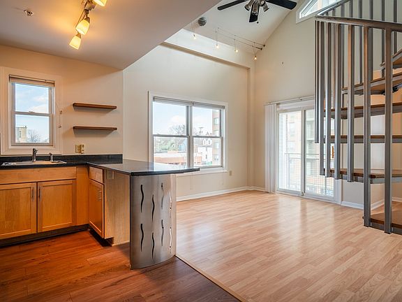 3rd image of 504 Elmwood Ave APT 304