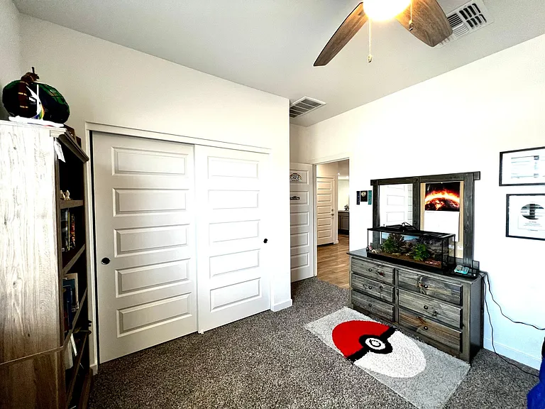 11104 S Weismann Dr — Photo 35