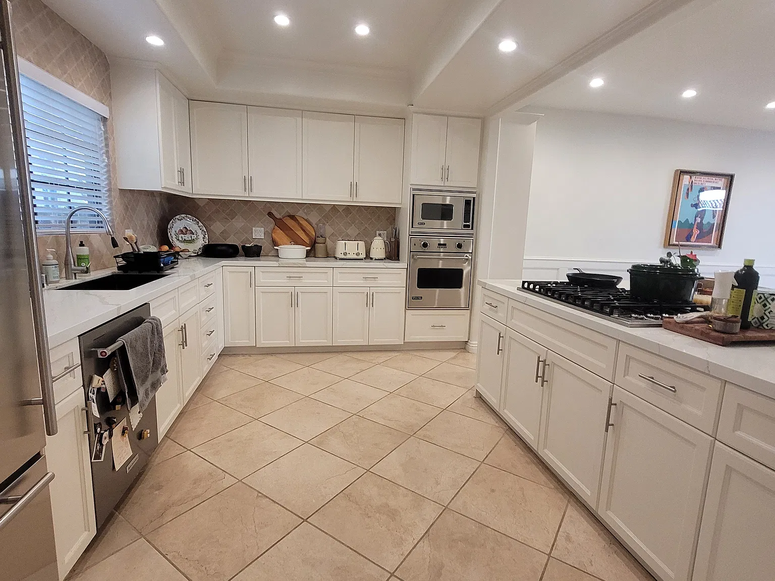 3 bed, 1664 sqft, $8,900 — Photo 4