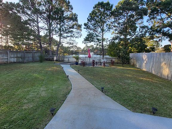 3rd image of 2025 Reserve Blvd
