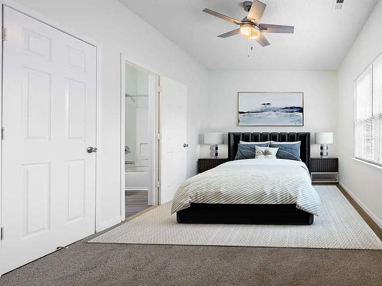 Trellis Pointe — Photo 11