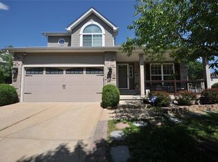 507 Winter Garden Dr, Fenton, MO