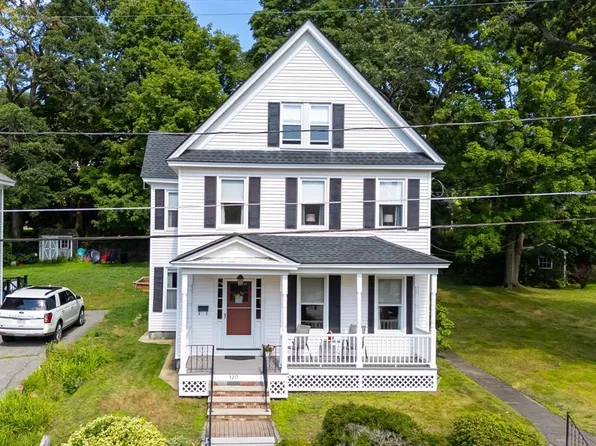 320 Wentworth Ave, Lowell, MA 01852