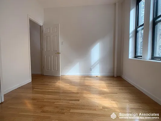 Rented by Sovereign Associates | media 12