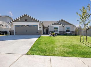 209 Ladera St, Prosser, WA 99350