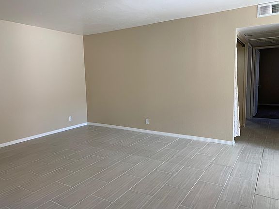 5th image of 960 E Chase Ave APT J