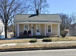 219 Chalmers St, South Boston, VA 24592