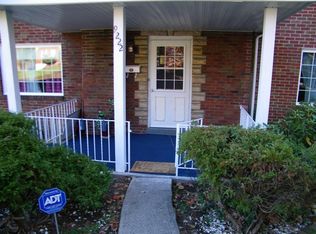 9222 Vantine St, Penn Hills, PA