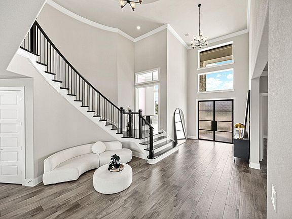 4th image of 10206 Regatta Shore Dr